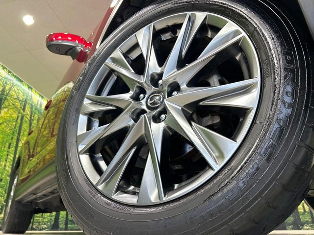 �y����19�C���`�A���~�z�C�[���z�O�ςɃ}�b�`���������A���~�z�C�[���𑕒����Ă���܂��B�e��ЊO�A���~�z�C�[����A�X�^�b�h���X�^�C�����戵�����Ă���܂��B���񂲑��k����������