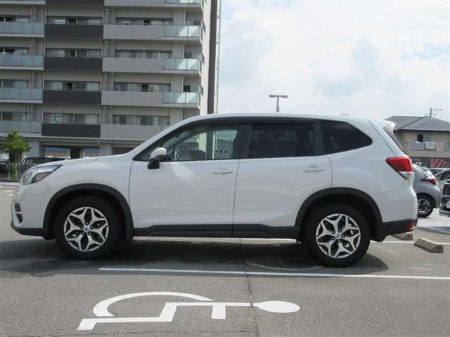 フォレスター2.5 ツーリング 4WD