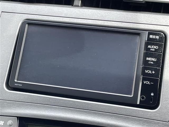 プリウス1.8 S