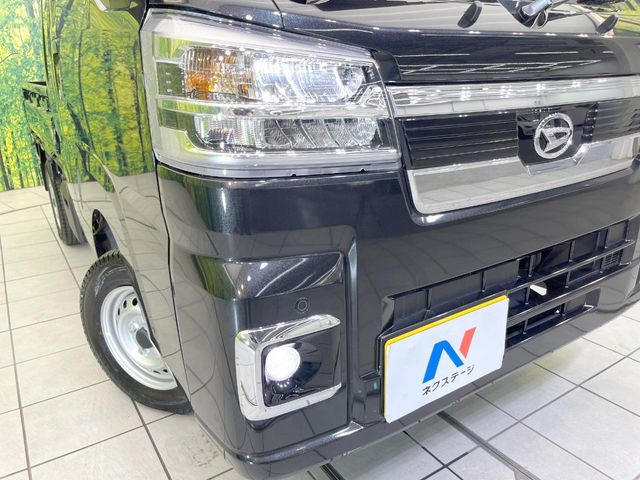 �yLED�w�b�h���C�g�z���V����ԑ��s�����ǍD�Ȏ��E���m�ۂ����S���ĉ^�]�ł��鍂�P�xLED�w�b�h���C�g�𑕔�!�_�����x�������A����d�͂��}�����Ă��܂��B