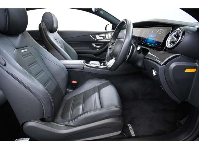 EクラスクーペAMG E53 4マチックプラス 4WD