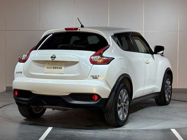 ジューク1.6 16GT FOUR 4WD