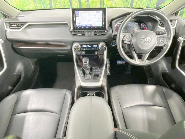 RAV42.0 G 4WD
