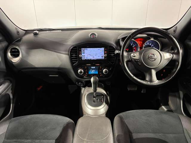 ジューク1.6 16GT FOUR 4WD