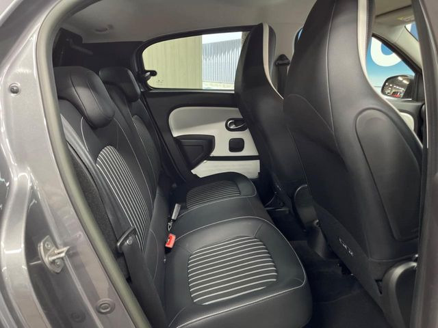 ���㕔���Ȃ��C�ɂȂ�悤�ȃL�Y�E�����ւ��蓙�A�傫�ȃ_���[�W�͂Ȃ��A�ǍD�ȏ�Ԃł��B