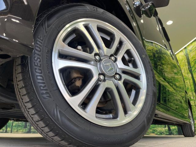 �y����14�C���`�A���~�z�C�[���z�O�ςɃ}�b�`���������A���~�z�C�[���𑕒����Ă���܂��B�e��ЊO�A���~�z�C�[����A�X�^�b�h���X�^�C�����戵�����Ă���܂��B���񂲑��k����������
