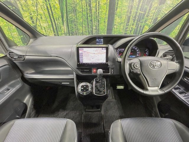 ヴォクシー2.0 ZS 煌II