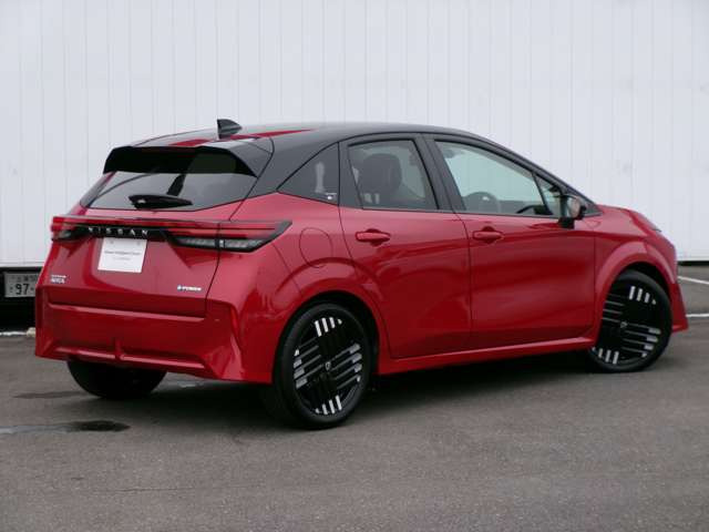 ノートオーラ1.2 G レザーエディション