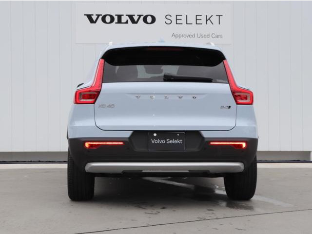 XC40ウルトラ B4 AWD 4WD