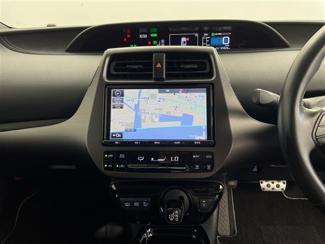 プリウスPHV1.8 S GR スポーツ