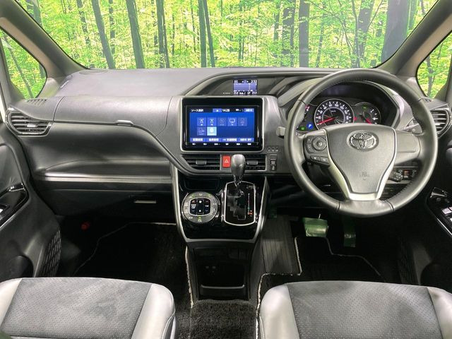 ヴォクシー2.0 ZS 煌III