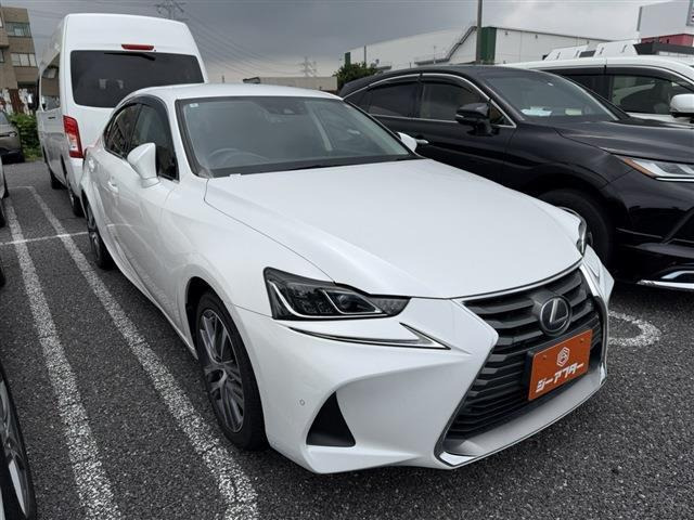 IS300h バージョンL