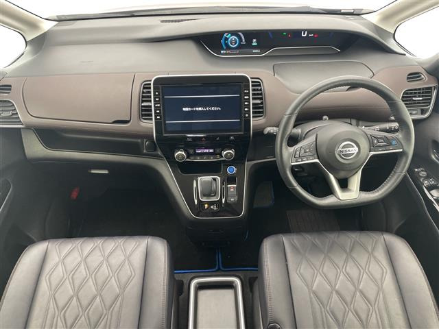 セレナ1.2 e-POWER ハイウェイスターG