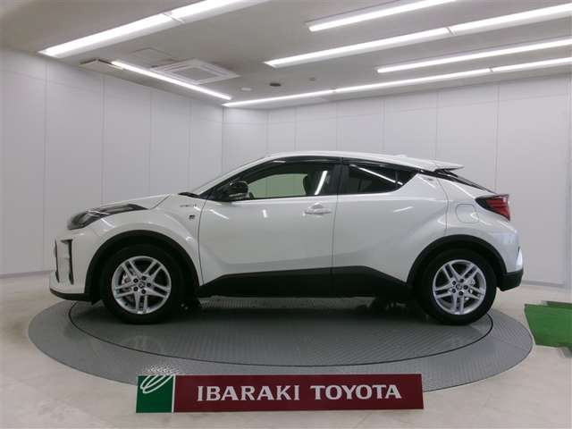 C-HRハイブリッド 1.8 S GR スポーツ
