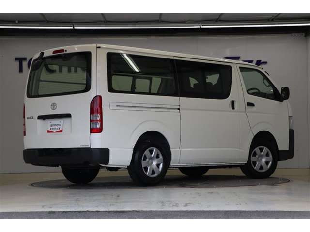 ハイエースバン2.8 DX ロング ディーゼル 4WD