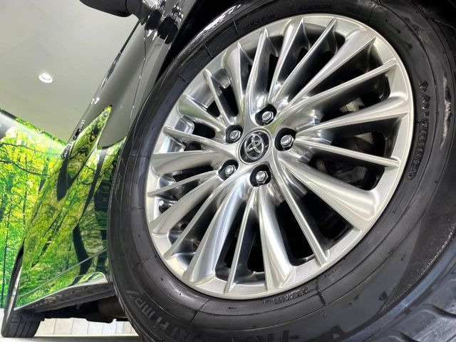 �y����17�C���`�A���~�z�C�[���z�O�ςɃ}�b�`���������A���~�z�C�[���𑕒����Ă���܂��B�e��ЊO�A���~�z�C�[����A�X�^�b�h���X�^�C�����戵�����Ă���܂��B���񂲑��k����������