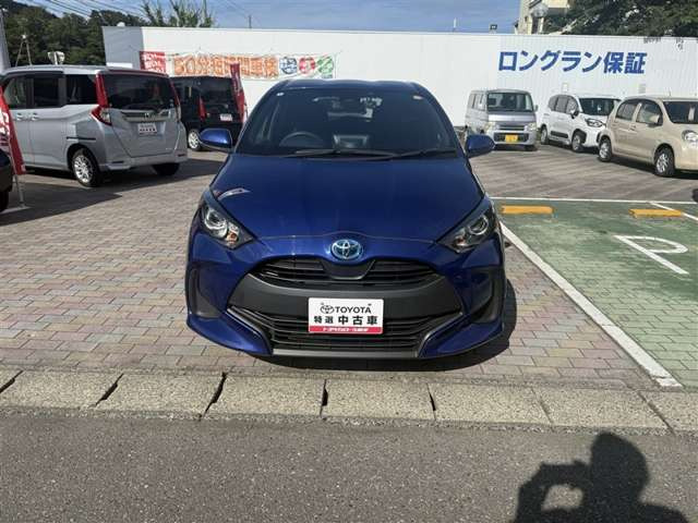 ヤリス1.5 ハイブリッド X E-Four 4WD