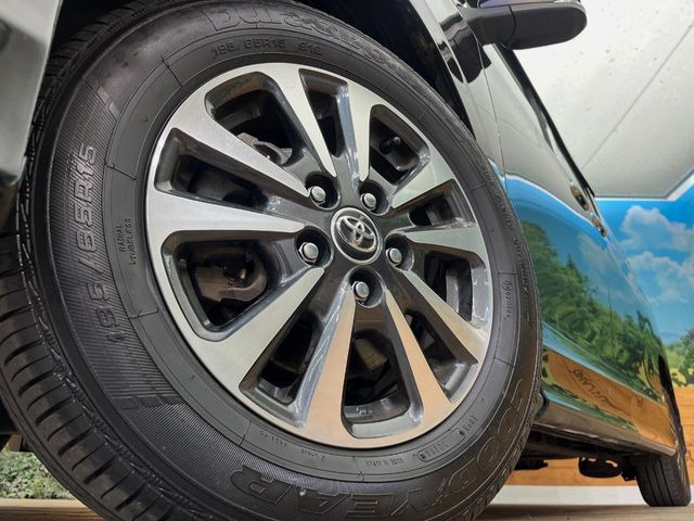 �y�����A���~�z�C�[���z�O�ςɃ}�b�`���������A���~�z�C�[���𑕒����Ă���܂��B�e��ЊO�A���~�z�C�[����A�X�^�b�h���X�^�C�����戵�����Ă���܂��B���񂲑��k����������