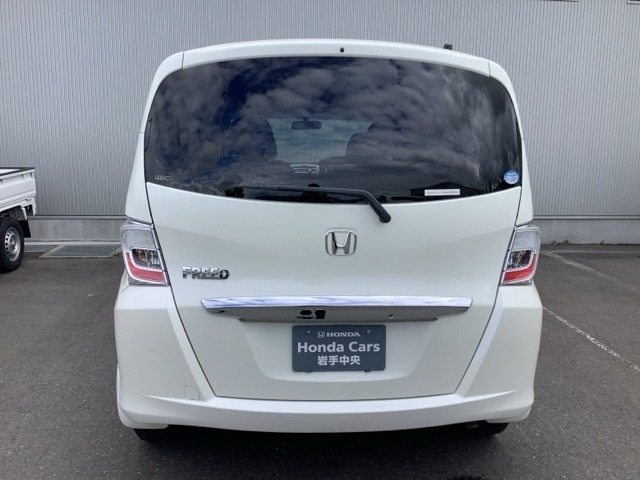 フリード1.5 G ジャストセレクション 4WD