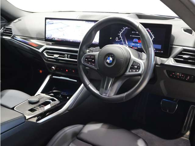 2シリーズクーペM240i xドライブ 4WD
