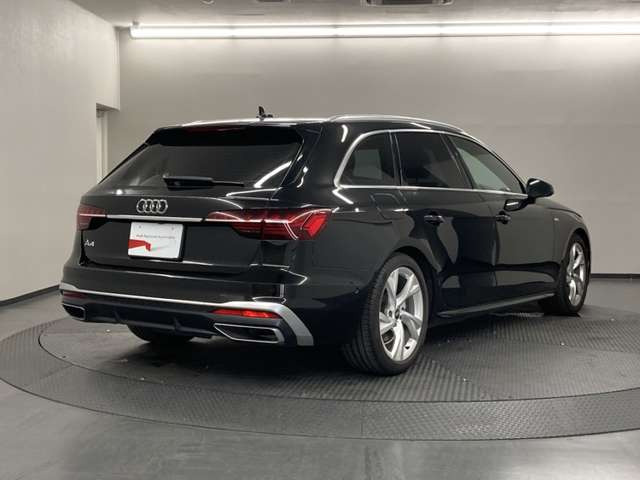 A4アバント35 TFSI Sライン
