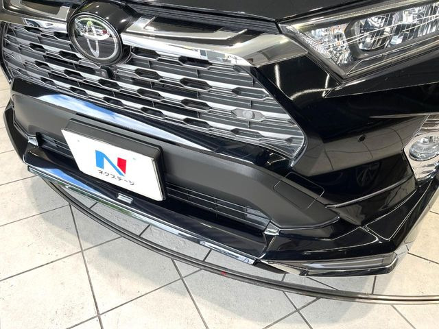 RAV42.0 G 4WD
