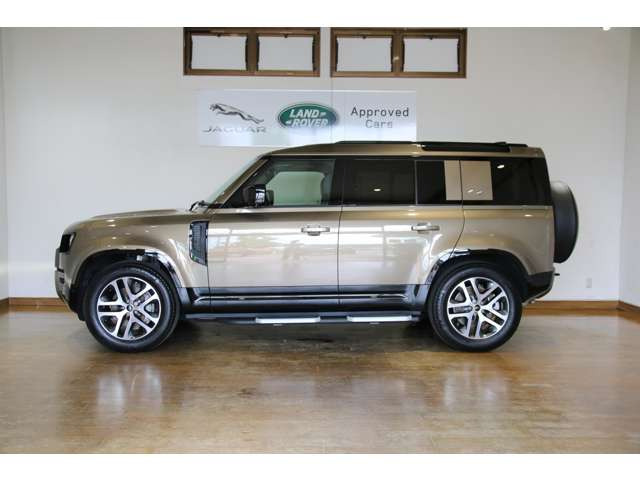ディフェンダー110 X ダイナミック HSE 3.0L D300 ディーゼル 4WD