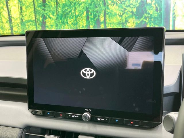 �y12.9�C���` �f�B�X�v���C�I�[�f�B�I�z���ʂ̃f�B�X�v���C��AppleCarPlay��AndroidAuto�����p�\�B�傫�ȉ�ʂŃX�}�z�i�r�A�v���������p���������܂���