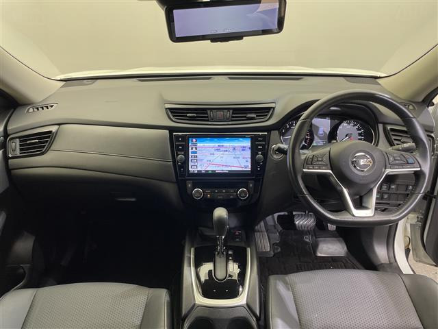 エクストレイル2.0 20Xi