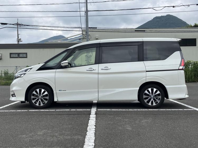 セレナ2.0 ハイウェイスター Vセレクション