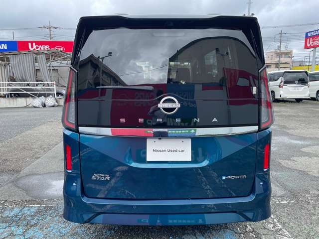 セレナ1.4 e-POWER ハイウェイスターV