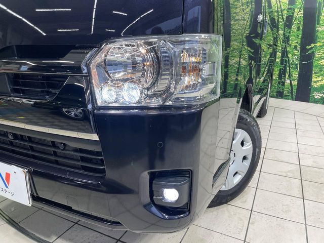 �yLED�w�b�h���C�g�z���V����ԑ��s�����ǍD�Ȏ��E���m�ۂ����S���ĉ^�]�ł��鍂�P�xLED�w�b�h���C�g�𑕔�!�_�����x�������A����d�͂��}�����Ă��܂��B