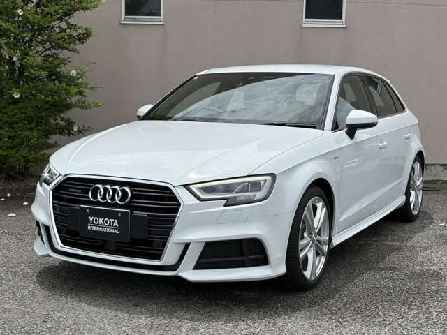 A3スポーツバック40 TFSI クワトロ スポーツ 4WD