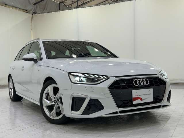 A4アバント45 TFSI クワトロ Sライン 4WD