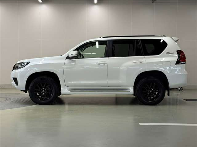 ランドクルーザープラド2.7 TX Lパッケージ 70th アニバーサリーリミテッド 4WD