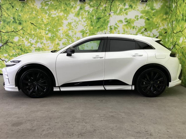 クラウンスポーツ2.5 Z E-Four 4WD