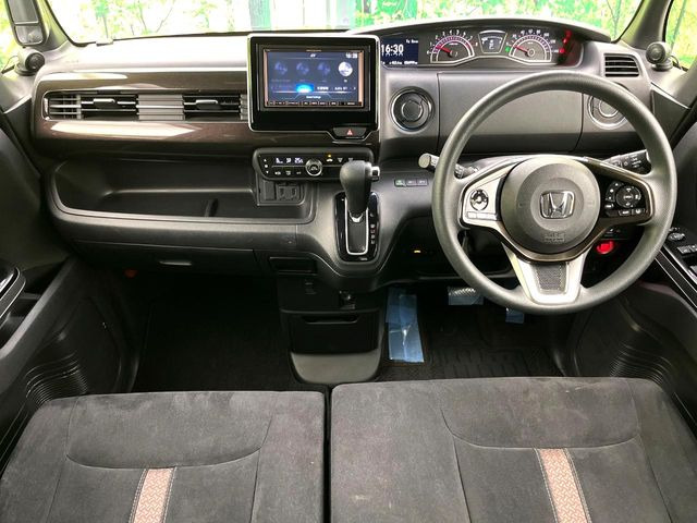 N-BOXカスタムG L ホンダセンシング