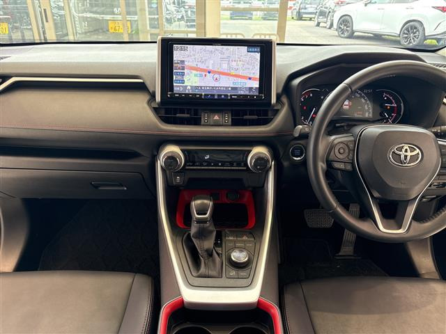 RAV42.0 アドベンチャー オフロードパッケージ 4WD
