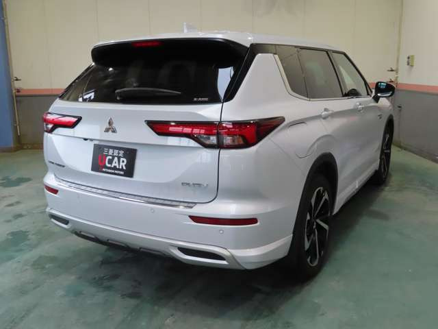 アウトランダーPHEV 2.4 P 4WD