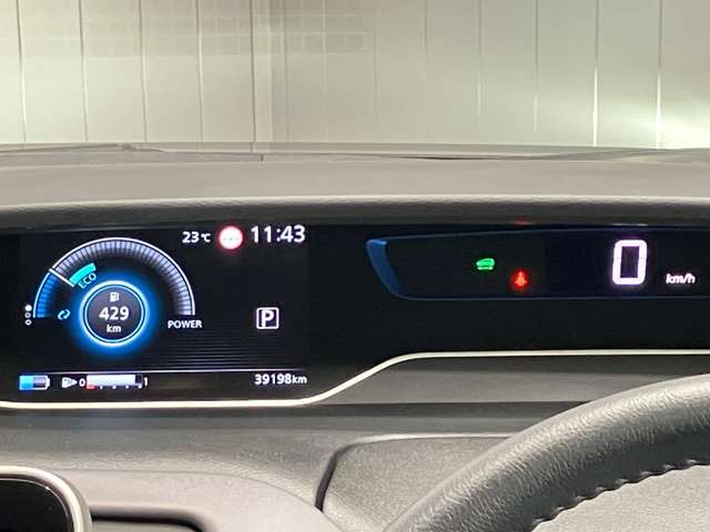 セレナ1.2 e-POWER ハイウェイスターV