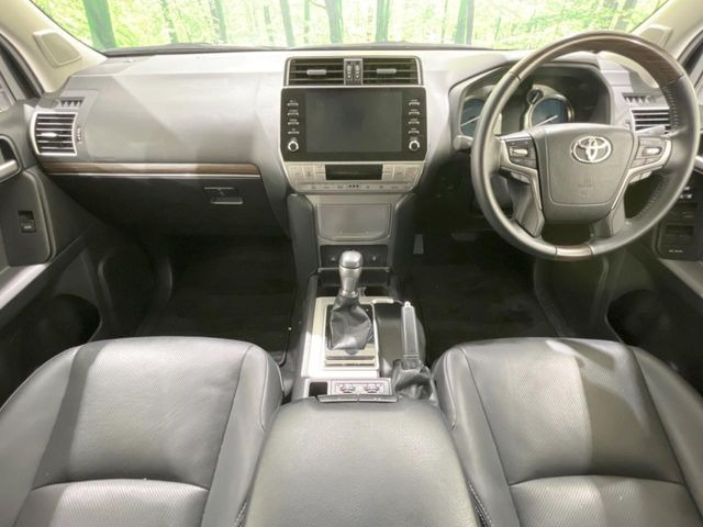 ランドクルーザープラド2.7 TX Lパッケージ マットブラック エディション 4WD