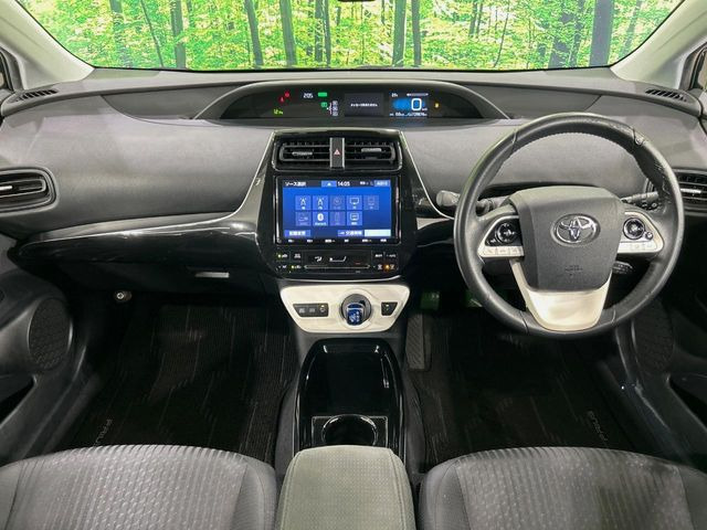 プリウス1.8 S セーフティ プラス
