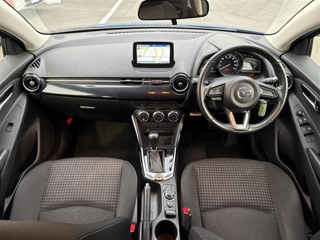 デミオ1.3 13S