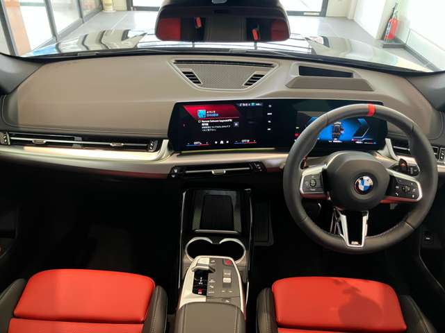 X1M35i xドライブ DCT 4WD