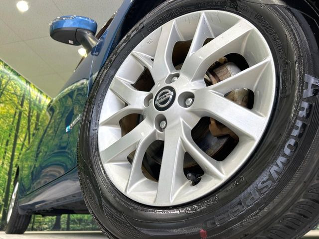 �y����15�C���`�A���~�z�C�[���z�O�ςɃ}�b�`���������A���~�z�C�[���𑕒����Ă���܂��B�e��ЊO�A���~�z�C�[����A�X�^�b�h���X�^�C�����戵�����Ă���܂��B���񂲑��k����������