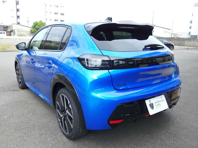 208GT ハイブリッド