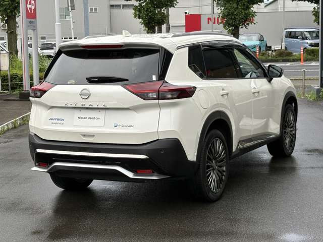 エクストレイル1.5 AUTECH アドバンスド パッケージ e-4ORCE 4WD