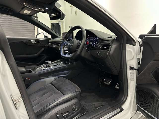 S5スポーツバック3.0 4WD