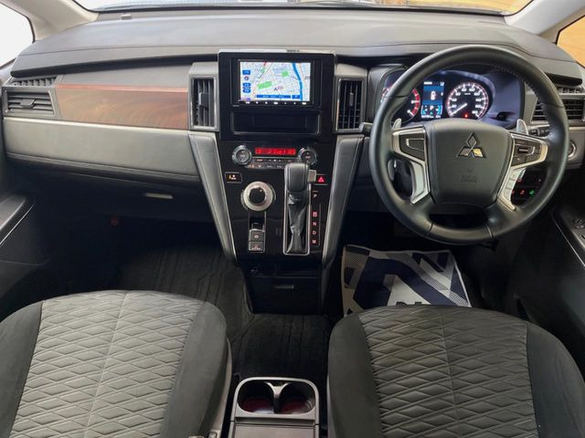 デリカD:52.2 G パワーパッケージ 4WD