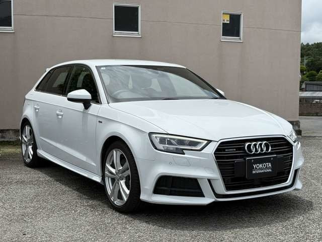A3スポーツバック40 TFSI クワトロ スポーツ 4WD